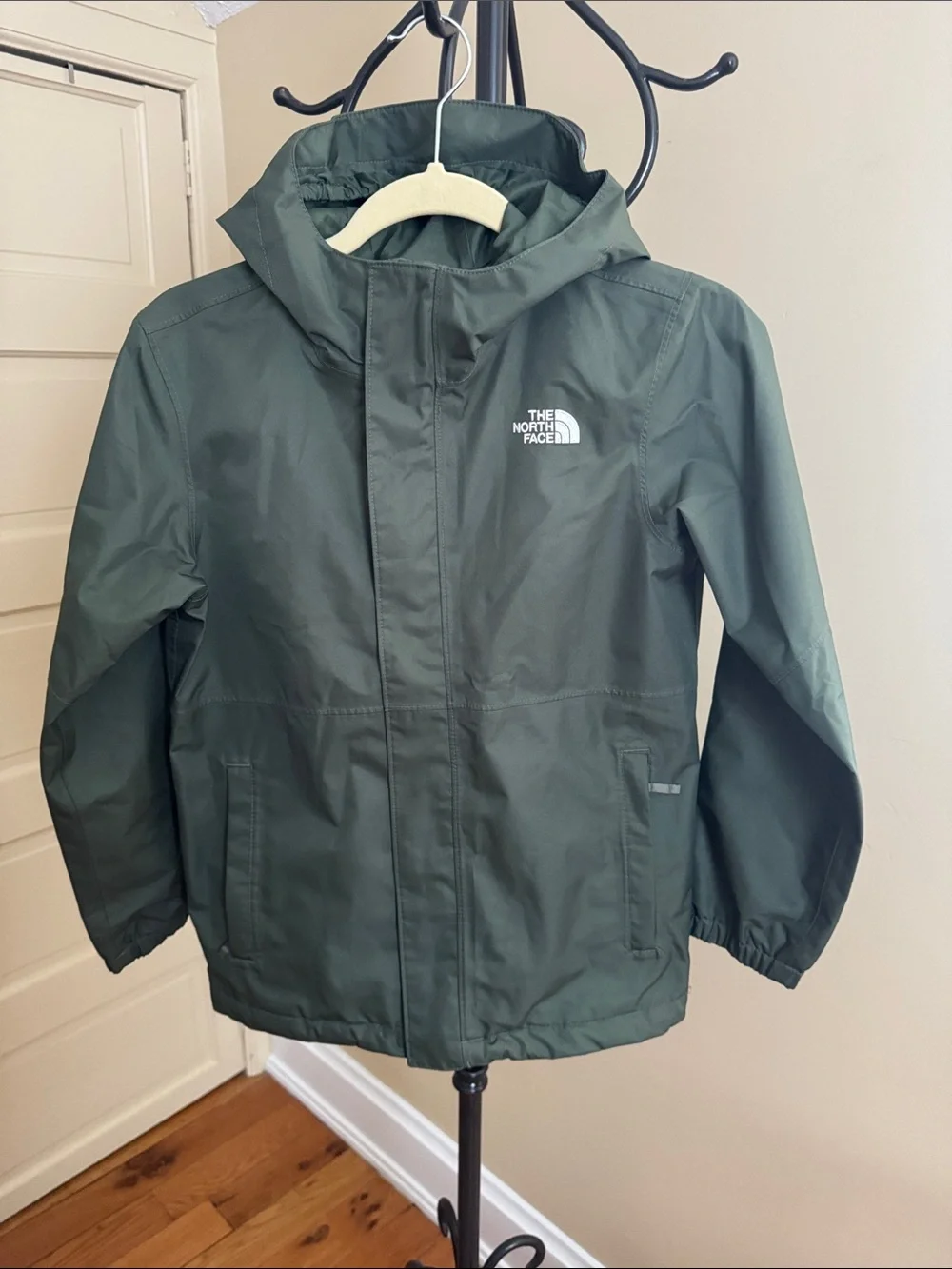 The North Face youth/junior Green Hooded Rain Jacket